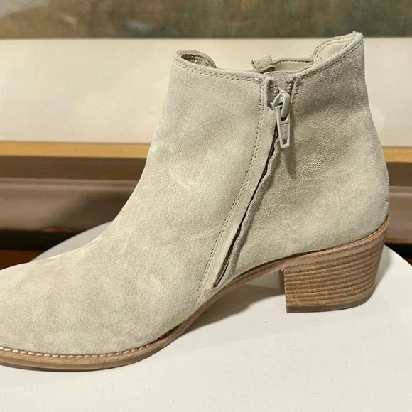 🌸PAUL GREEN🌸 Vienna Chelsea Boot Biscuit Soft Suede Size: 5UK
